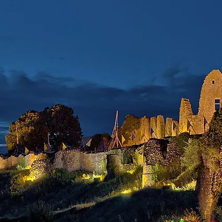Gorgeous In Sevremont